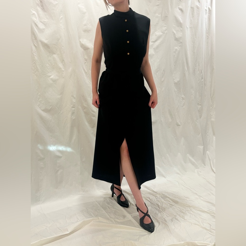 70s Black Sleeveless Slit Dress